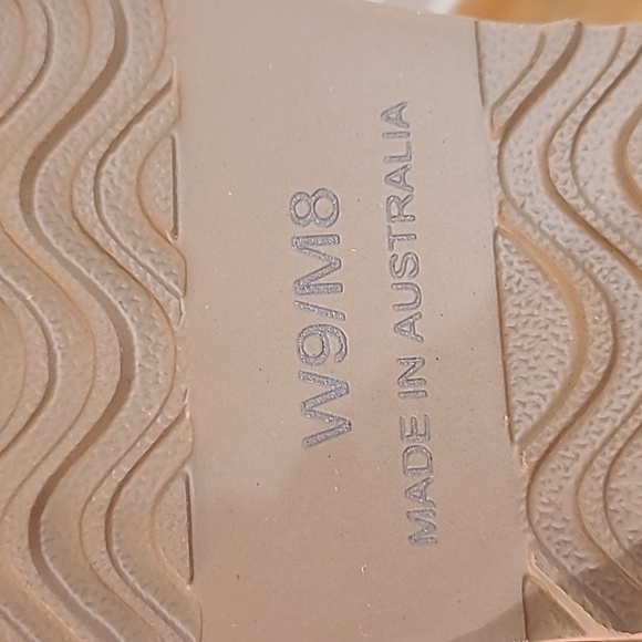 Pure Aussie UGG Boots (Made in Australia)- Pink, Women's Size 9 - Picture 7 of 9